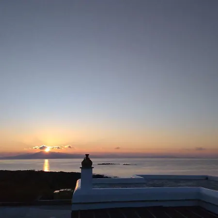 Air, Sun & Sea... Vila